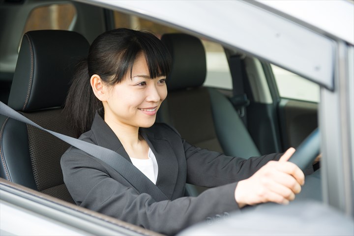 《品川区》週払いOK・普通車での病院とセンター間の検体のピストン配送ドライバー！（Web面接OK・高時給）