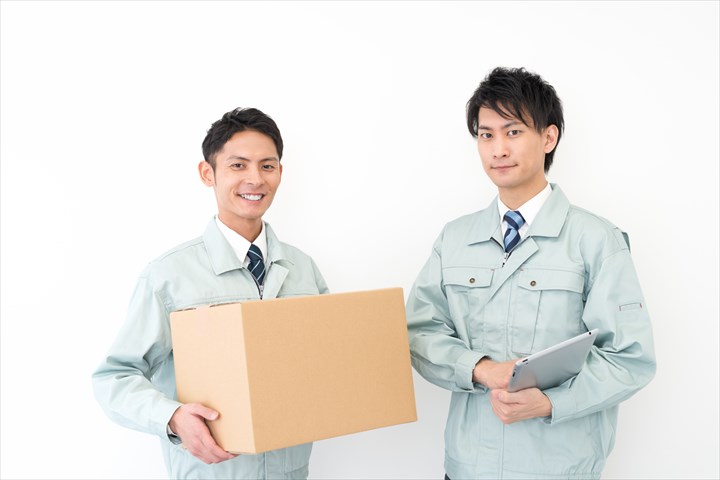 《船橋市》週払いOK・4ｔ増トン車での商業施設などから古紙などの回収ドライバ―！（Web面接OK・高時給）