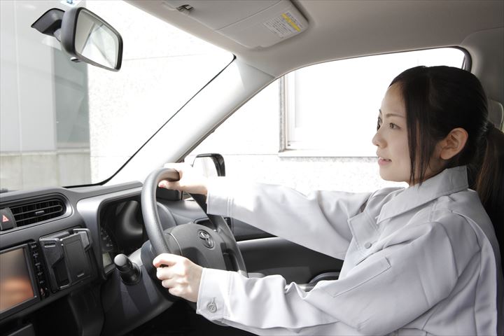 《市原市》週払いOK・普通車での病院やクリニックへの検体の集配ドライバー！（Web面接OK・高時給）