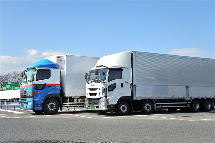 《大田区》週払いOK・大型車での企業や倉庫などへの一般貨物の集配ドライバー！（Web面接OK・高時給）