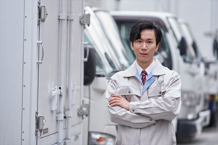 《板橋区》週払いOK・2ｔ車でのリネン品の集配ドライバー！（Web面接OK・週休2日）