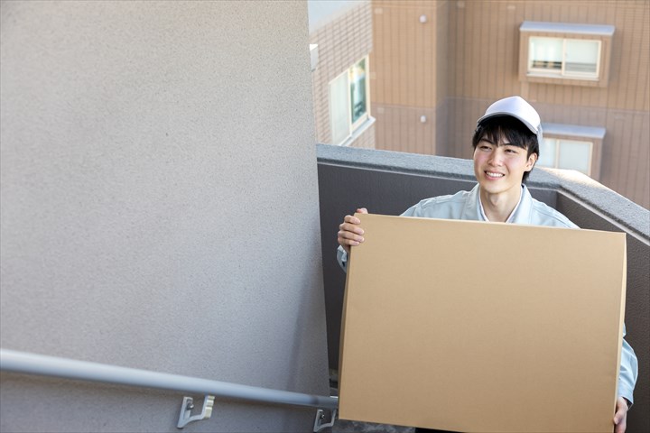 《江東区》週払いOK・1ｔ車での個人宅への家具家電の配送ドライバー！（Web面接OK・超高時給）