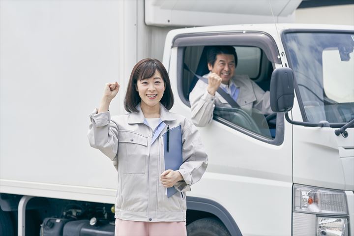 《豊中市》週払いOK・2ｔ車での取引先企業への紙製品の配送ドライバー！（Web面接OK・土日祝休み）