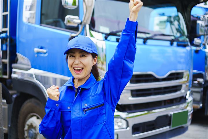 《印西市》週払いOK・大型車でのスーパーへの食品配送ドライバー！（Web面接OK・高収入）