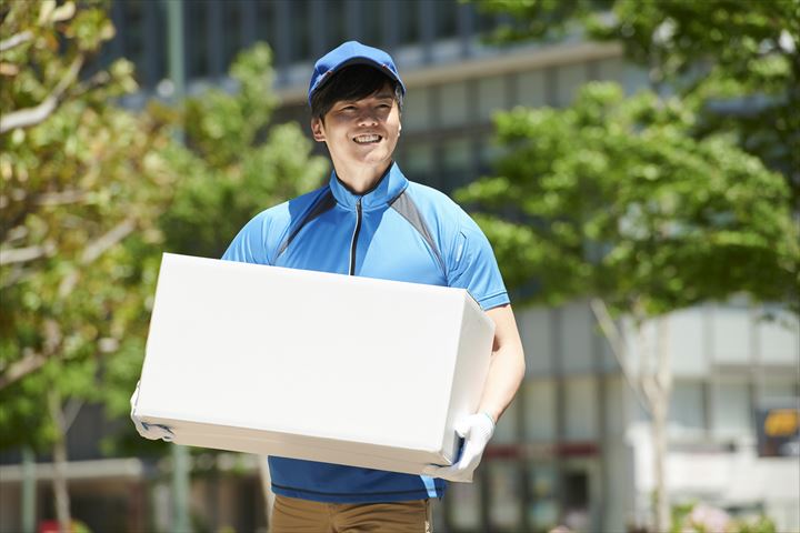 《宮崎市》週払いOK・2ｔ車での企業向け一般貨物の集配ドライバー！（土日祝休み・安定した長期就業可）