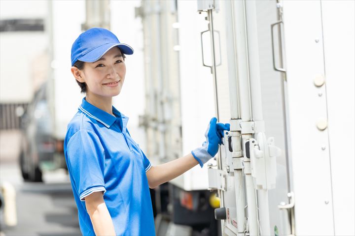 《岐阜市》週払いOK・2ｔ車での牛乳のセンター間配送ドライバー！（週1日・日曜のみ・Wワーク歓迎）