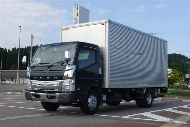 《神戸市西区》週払いOK・2ｔ車での企業向け一般貨物の集配ドライバー！（Web面接OK・土日祝休み）