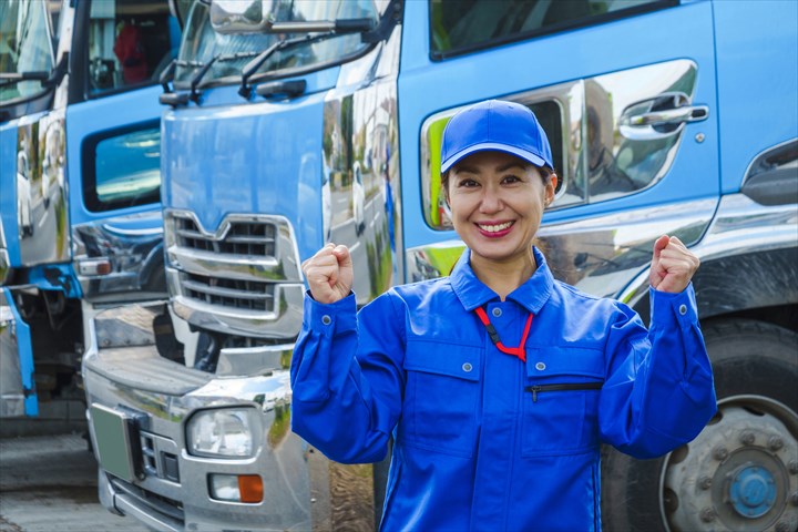 《さいたま市岩槻区》週払いOK・4ｔ車での家具家電の配送ドライバー！（高収入・日勤帯）