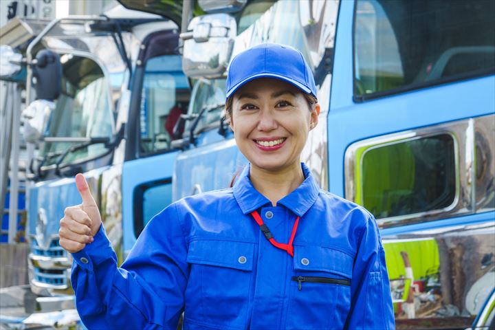 《豊田市》週払いOK・大型車での自動車部品のセンター間配送ドライバー！（Web面接OK・超高時給）