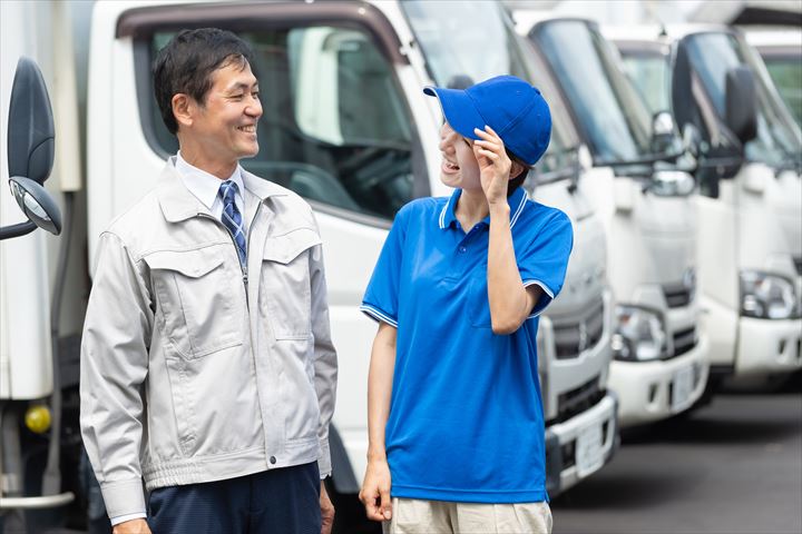 《豊田市》週払いOK・大型車でのドライバー！（Web面接OK・高収入を実現）