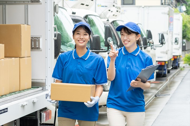 《市川市》週払いOK・3ｔ車でのコンビニへのチルド商品の配送ドライバー！（高収入・週休2日）