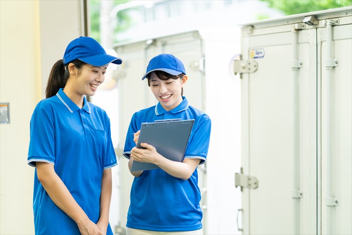 《横浜市都筑区》週払いOK・3ｔ車でのコンビニへのお弁当やパンの配送ドライバー！（Web面接OK・高収入）