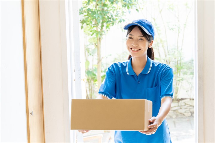《新宿区》週払いOK・電動自転車での企業への書類や衣類等の集配業務！（高時給・土日祝休み）