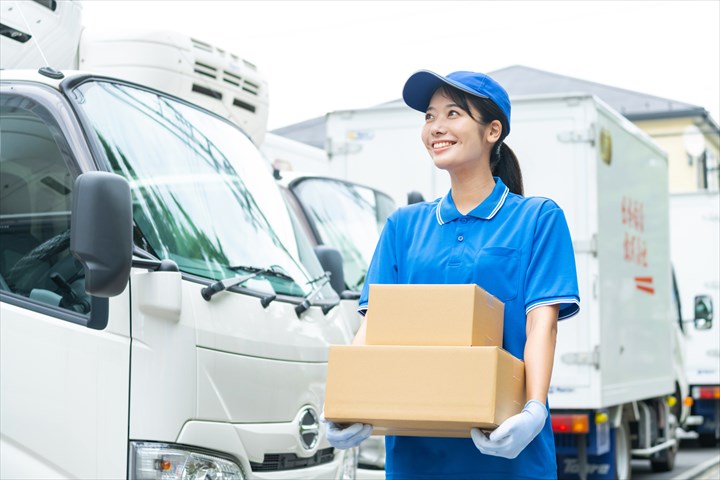 《府中市》週払いOK・3ｔ車での野菜の店舗配送ドライバー！（Web面接OK・高収入）