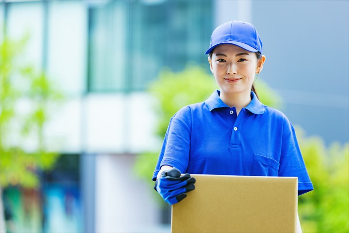 《愛甲郡愛川町》週払いOK・4ｔ車でのパンやお米の店舗配送ドライバー！（高収入・週休2日）