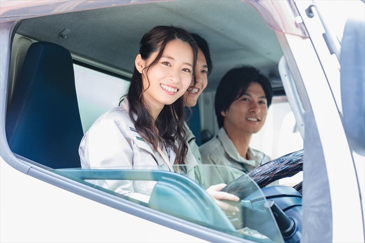 《船橋市》週払いOK・2ｔ～大型車での家電製品のピストン輸送ドライバー！（週休2日・高時給）