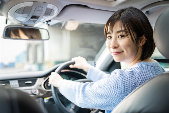 《目黒区》週払いOK・ハイエースでの幼稚園児の送迎ドライバー！（土日祝休み・週1～相談可）