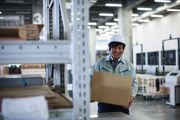 《小野市》週払いOK・倉庫内での一般貨物の仕分け作業スタッフ！（Web面接OK・高時給）