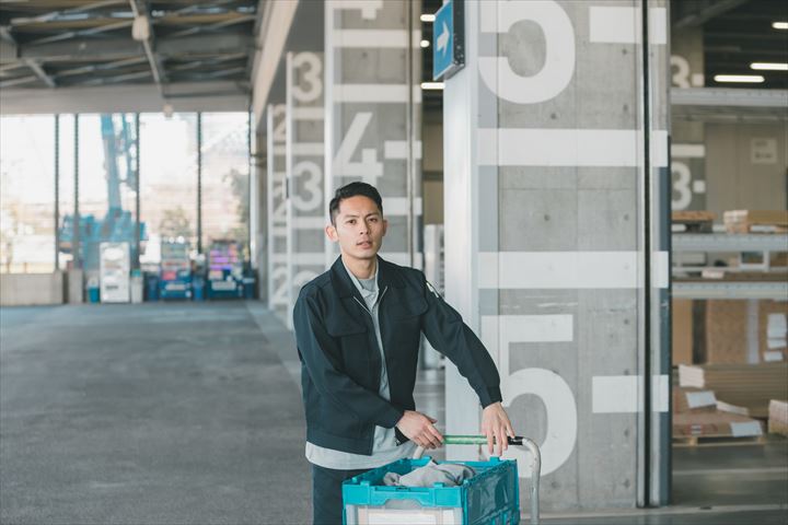 《大田区》週払いOK・倉庫内での魚の仕分け作業スタッフ！（高時給・資格経験不要）