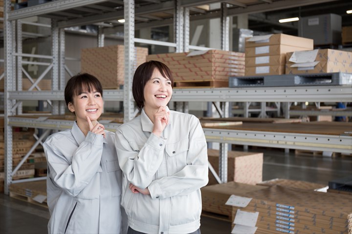 《大阪市城東区》週払いOK・倉庫内での業務用食材のピッキング作業スタッフ！（Web面接OK・週休2日）