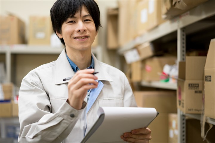 《北区》週払いOK・工場内での通貨処理機の部品の管理作業スタッフ！（Web面接OK・高時給）