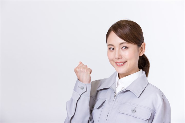 《入間市》週払いOK・病院内でのリネン品等の洗濯作業スタッフ！（短時間13:00～16:00・週4）