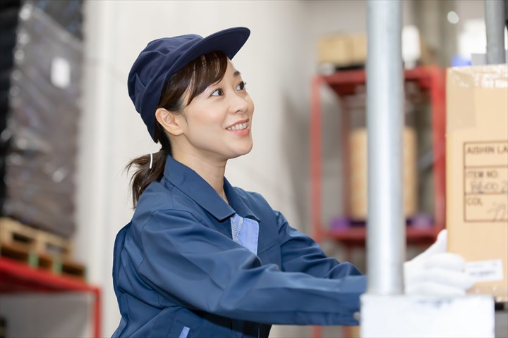 《あま市》週払いOK・家具家電などの清掃、メンテナンススタッフ！（Web面接OK・土日休み）