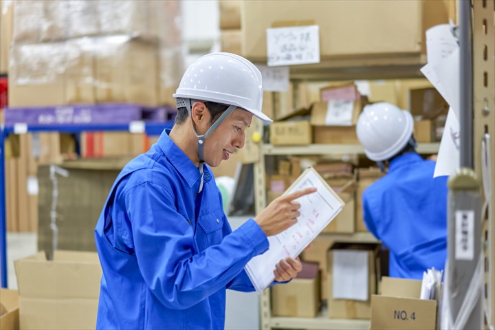 《小郡市》週払いOK・一般貨物の仕分け作業スタッフ！（土日祝休み・日勤帯）