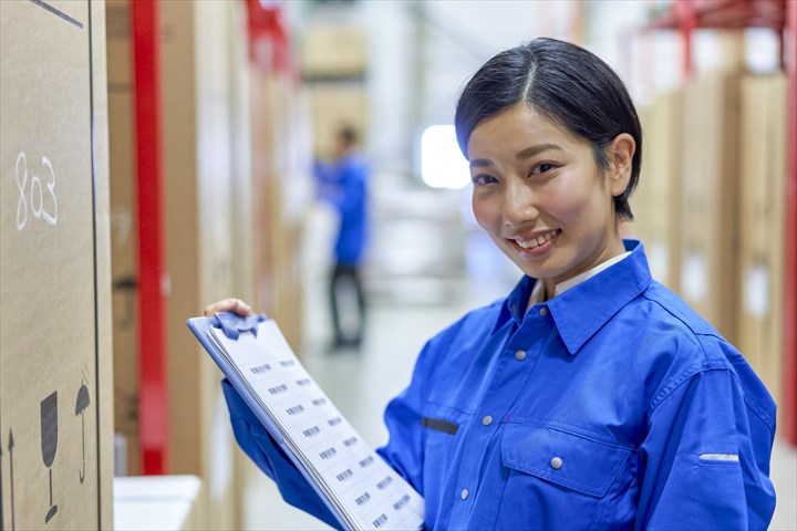 《柏市》週払いOK・ドラッグストアで扱う商品全般の構内作業スタッフ！（未経験歓迎・短時間17:00～21:00）