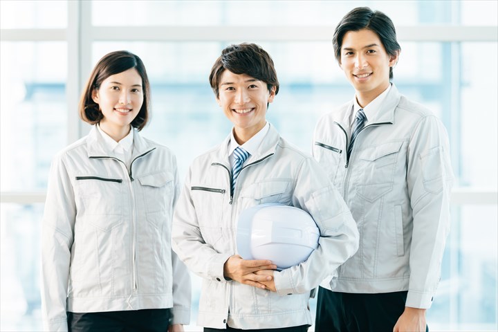 《市川市》週払いOK・工場内での建設系産業廃棄物の分別作業スタッフ（Web面接OK・高時給）