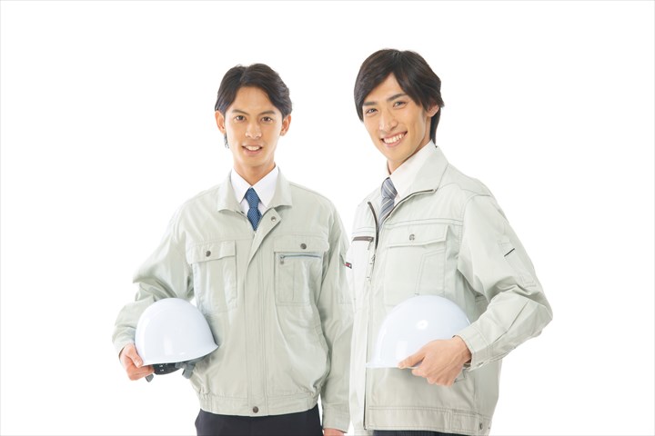 《福山市》週払いOK・倉庫内にてフォークリフトを使用した一般貨物の入出庫作業スタッフ！（シニア活躍中・日勤帯）