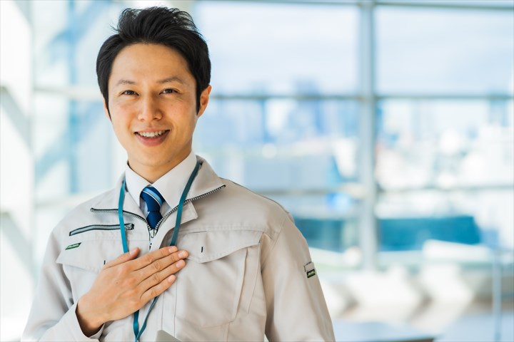 《摂津市》週払いOK・スーパー向け食品の仕分け作業スタッフ！（Web面接OK・週3～4勤務）