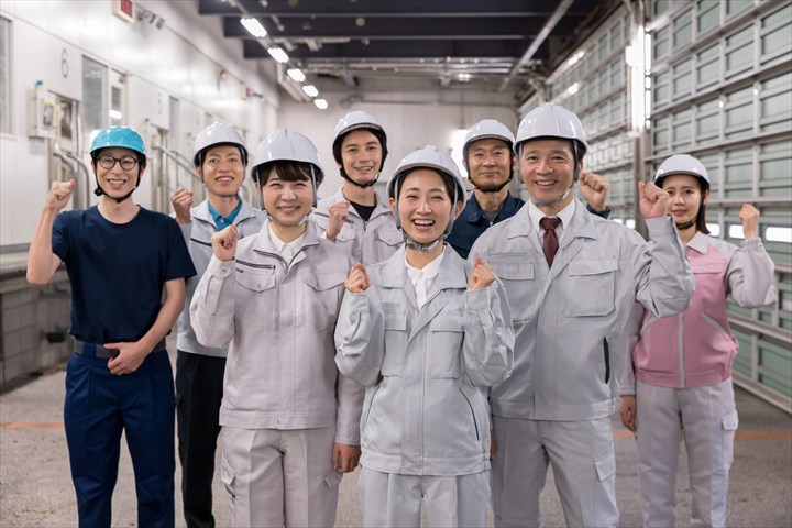 《弥富市》週払いOK・中古車のクリーニング作業スタッフ！（未経験歓迎・曜日固定休み）