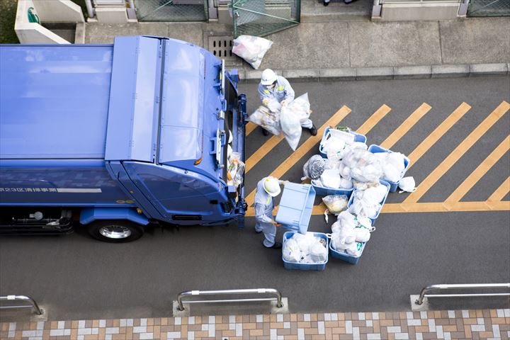 《中野区》週払いOK・一般家庭ごみの回収助手スタッフ！（Web面接OK・業務延長ほぼ無し）