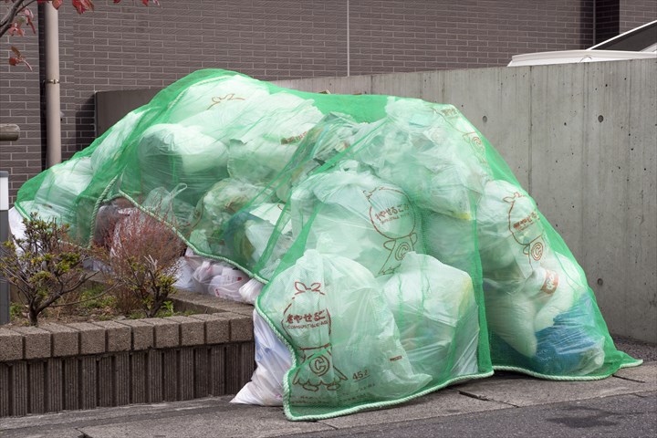 《豊島区》週払いOK・一般ごみの回収助手スタッフ！（高時給・週3相談可）