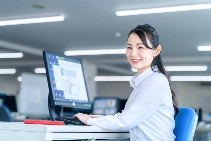 《川口市》週払いOK・一般社団法人での事務スタッフ！（土日祝休み・高時給）