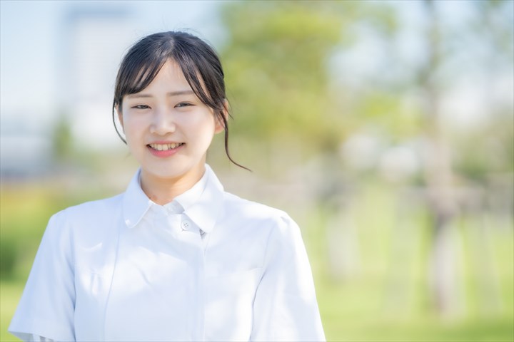 《板橋区》週払いOK・特別養護老人ホームでの看護スタッフ！（週4・日勤）